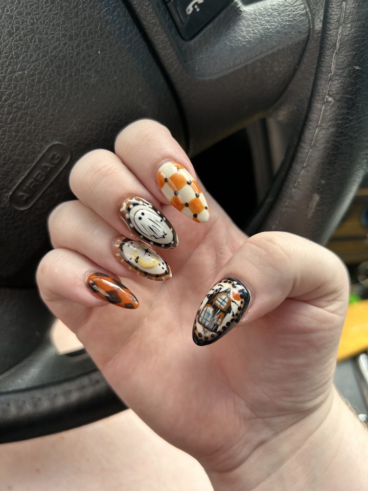 Nail artistry — Ovora Atelier