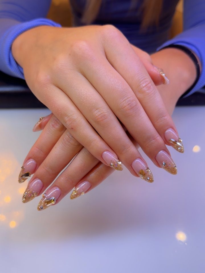 Nail artistry — Ovora Atelier