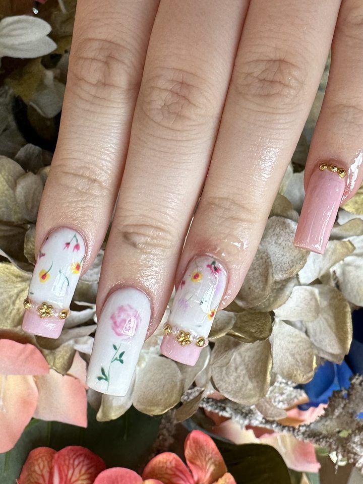 Nail artistry — Ovora Atelier